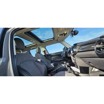 Mini Cooper  Hatchback 2018,  1.5 benzyna - Na sprzedaż za 27 999 zł - Pleszew - zdjęcie 10