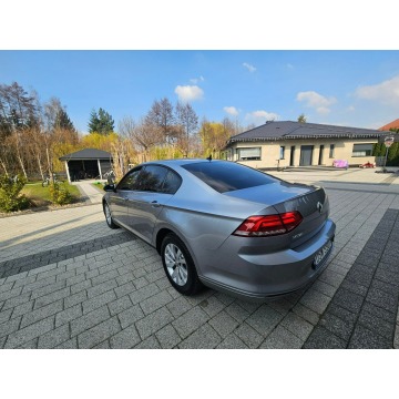 Volkswagen Passat  Sedan/Limuzyna 2018,  2.0 diesel, automat - Na sprzedaż za 54 900 zł - Strzegom - zdjęcie 5