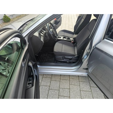 Volkswagen Passat  Sedan/Limuzyna 2018,  2.0 diesel, automat - Na sprzedaż za 54 900 zł - Strzegom - zdjęcie 7