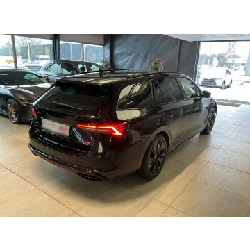 Skoda Octavia  Kombi 2026,  2.0 benzyna, automat - Na sprzedaż za 162 900 zł - Warszawa - zdjęcie 4