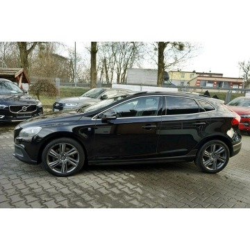 Volvo V40  Liftback 2015,  2.0 diesel, automat - Na sprzedaż za 38 700 zł - Płock - zdjęcie 8