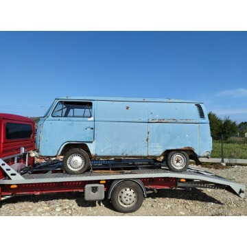 Volkswagen Transporter 1970,  1.0 benzyna - Na sprzedaż za 10 700 zł - Nowy Sącz - zdjęcie 3
