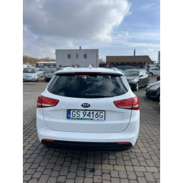 Kia Ceed 2018,  1.6 diesel, automat - Na sprzedaż za 53 790 zł - Słupsk - zdjęcie 3