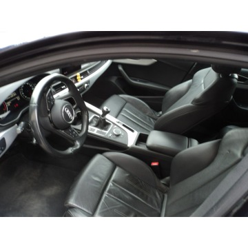 Audi A4 2018,  2.0 diesel - Na sprzedaż za 60 000 zł - Lublin - zdjęcie 11