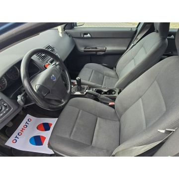 Volvo S40  Sedan/Limuzyna 2005,  1.6 diesel - Na sprzedaż za 10 900 zł - Kutno - zdjęcie 12