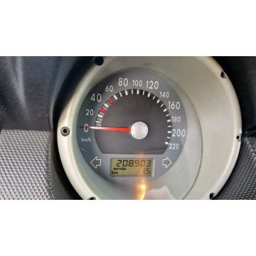 Volkswagen Lupo  Hatchback 2002,  1.4 benzyna - Na sprzedaż za 3 999,00 zł - Głogówek - zdjęcie 12