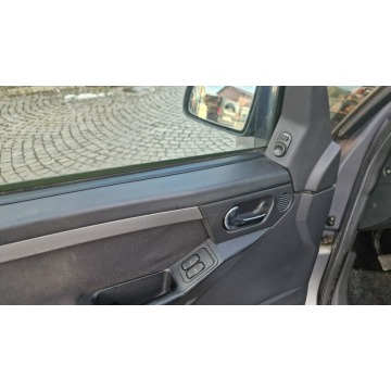Opel Meriva  Hatchback 2003,  1.6 benzyna - Na sprzedaż za 4 900,00 zł - Głogówek - zdjęcie 9