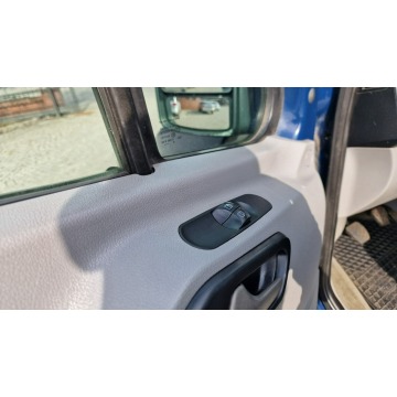 Volkswagen Crafter 2008,  2.5 diesel - Na sprzedaż za 23 900 zł - Głogówek - zdjęcie 12
