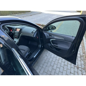 Opel Insignia  Kombi 2013,  2.0 diesel - Na sprzedaż za 19 300 zł - Wejherowo - zdjęcie 12