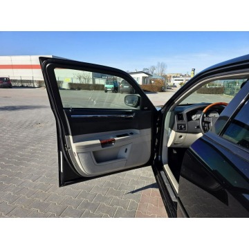 Chrysler 300C  Sedan/Limuzyna 2006,  3.0 diesel, automat - Na sprzedaż za 29 900 zł - Rawa Mazowiecka - zdjęcie 10