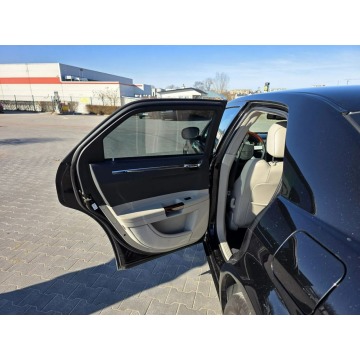 Chrysler 300C  Sedan/Limuzyna 2006,  3.0 diesel, automat - Na sprzedaż za 29 900 zł - Rawa Mazowiecka - zdjęcie 9