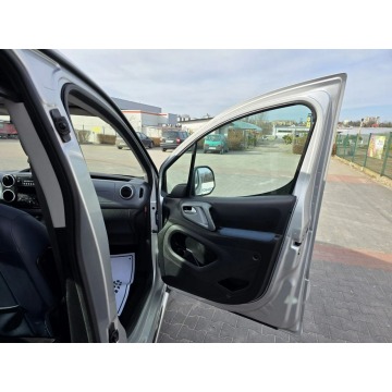 Citroen Berlingo  Minivan/Van 2009,  1.6 benzyna - Na sprzedaż za 17 900 zł - Rawa Mazowiecka - zdjęcie 11