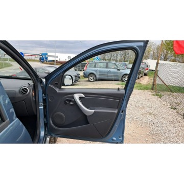 Dacia Duster  SUV 2010,  1.6 benzyna - Na sprzedaż za 22 900 zł - Rawa Mazowiecka - zdjęcie 12