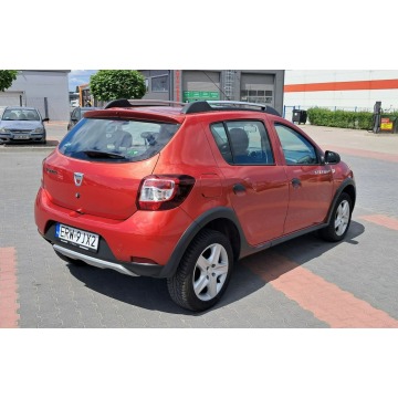 Dacia Sandero Stepway  SUV 2015,  0.9 benzyna - Na sprzedaż za 22 900 zł - Rawa Mazowiecka - zdjęcie 4