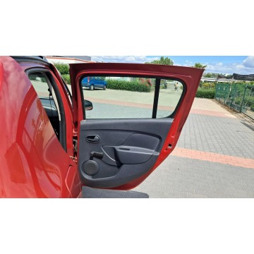 Dacia Sandero Stepway  SUV 2015,  0.9 benzyna - Na sprzedaż za 22 900 zł - Rawa Mazowiecka - zdjęcie 11