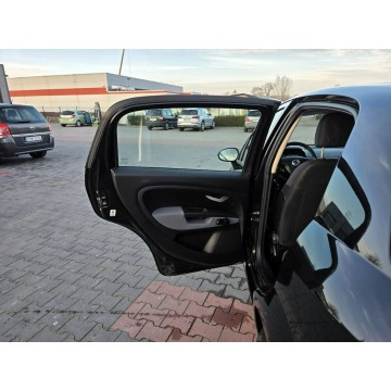 Fiat Grande Punto  Hatchback 2007,  1.4 benzyna - Na sprzedaż za 9 900,00 zł - Rawa Mazowiecka - zdjęcie 9