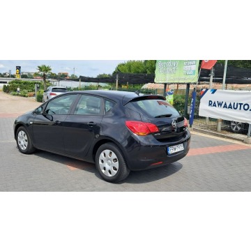 Opel Astra  Liftback 2010,  1.7 diesel - Na sprzedaż za 16 600 zł - Rawa Mazowiecka - zdjęcie 3