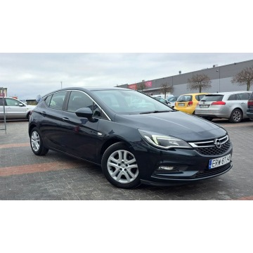 Opel Astra  Liftback 2017,  1.6 diesel - Na sprzedaż za 31 900 zł - Rawa Mazowiecka - zdjęcie 2