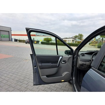 Renault Grand Scenic  Minivan/Van 2007,  2.0 benzyna - Na sprzedaż za 9 900,00 zł - Rawa Mazowiecka - zdjęcie 9