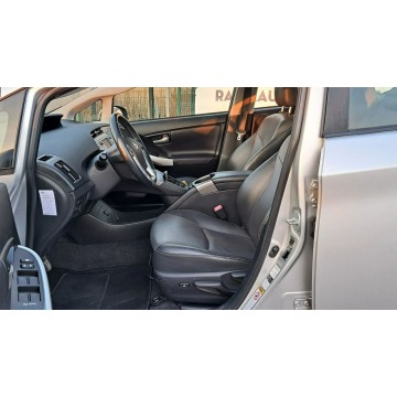 Toyota Prius  Liftback 2013,  1.8 hybryda, automat - Na sprzedaż za 37 900 zł - Rawa Mazowiecka - zdjęcie 8