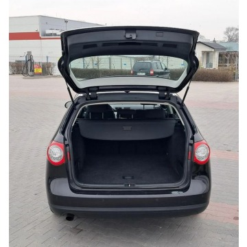 Volkswagen Passat 2009,  1.4 benzyna - Na sprzedaż za 14 900 zł - Rawa Mazowiecka - zdjęcie 5