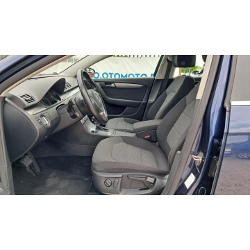 Volkswagen Passat 2012,  1.4 benzyna, automat - Na sprzedaż za 28 900 zł - Rawa Mazowiecka - zdjęcie 11