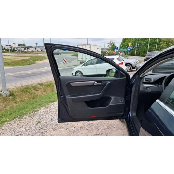 Volkswagen Passat 2012,  1.4 benzyna, automat - Na sprzedaż za 28 900 zł - Rawa Mazowiecka - zdjęcie 10