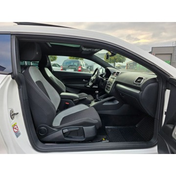 Volkswagen Scirocco  Coupe/Sportowy 2011,  2.0 diesel - Na sprzedaż za 29 900 zł - Rawa Mazowiecka - zdjęcie 10