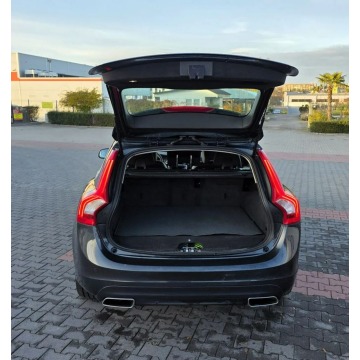 Volvo V60 2015,  2.4 hybryda, automat - Na sprzedaż za 46 900 zł - Rawa Mazowiecka - zdjęcie 5