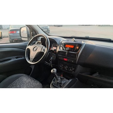 Opel Combo 2013,  1.3 diesel - Na sprzedaż za 18 900 zł - Rawa Mazowiecka - zdjęcie 8