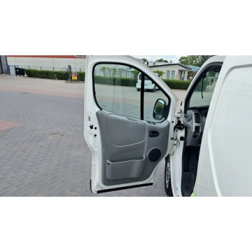Renault Trafic 2003,  1.9 diesel - Na sprzedaż za 9 900,00 zł - Rawa Mazowiecka - zdjęcie 11