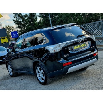 Mitsubishi Outlander  SUV 2015,  2.0 benzyna, automat - Na sprzedaż za 46 900 zł - Szczecin - zdjęcie 7