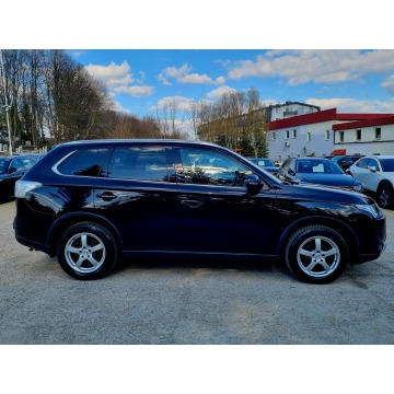 Mitsubishi Outlander  SUV 2015,  2.0 benzyna, automat - Na sprzedaż za 46 900 zł - Szczecin - zdjęcie 4