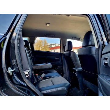 Mitsubishi Outlander  SUV 2015,  2.0 benzyna, automat - Na sprzedaż za 46 900 zł - Szczecin - zdjęcie 12