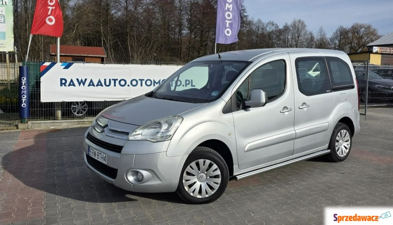 Citroen Berlingo  Minivan/Van 2009,  1.6 benzyna - Na sprzedaż za 17 900 zł - Rawa Mazowiecka