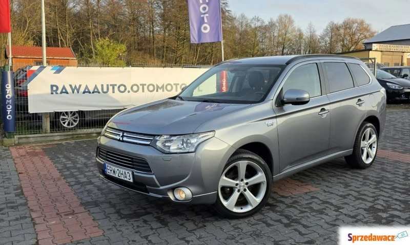 Mitsubishi Outlander  SUV 2013,  2.0 hybryda, automat - Na sprzedaż za 45 900 zł - Rawa Mazowiecka