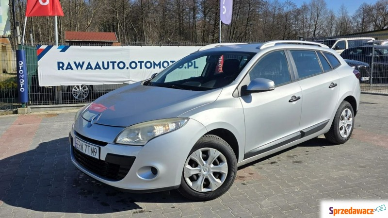 Renault Megane 2011,  1.6 benzyna - Na sprzedaż za 15 900 zł - Rawa Mazowiecka