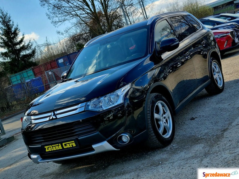 Mitsubishi Outlander  SUV 2015,  2.0 benzyna, automat - Na sprzedaż za 46 900 zł - Szczecin