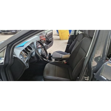 Volkswagen Golf  Hatchback 2019,  1.0 benzyna - Na sprzedaż za 45 900 zł - Mysłowice - zdjęcie 11