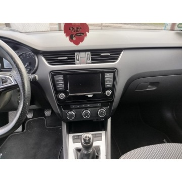 Skoda Octavia 2016,  1.6 diesel - Na sprzedaż za 30 800 zł - Jarocin - zdjęcie 12