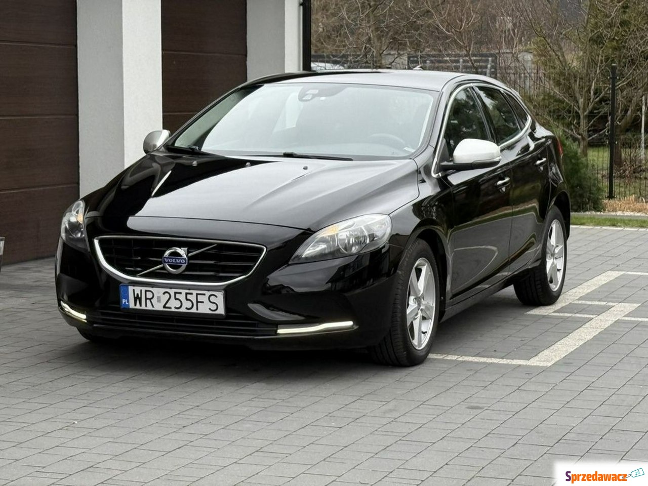 Volvo V40 2015