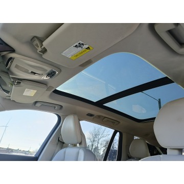 Volvo   SUV 2018,  2.0 benzyna, automat - Na sprzedaż za 72 000 zł - Gizałki - zdjęcie 10
