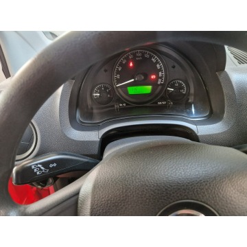 Skoda Citigo  Hatchback 2013,  1.0 benzyna - Na sprzedaż za 19 900 zł - Mysłowice - zdjęcie 12