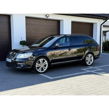 Skoda Octavia 2011,  2.0 benzyna - Na sprzedaż za 29 700 zł - Radom - zdjęcie 2