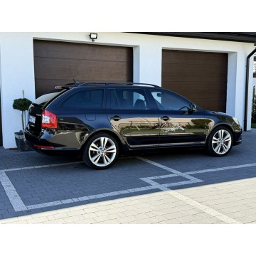 Skoda Octavia 2011,  2.0 benzyna - Na sprzedaż za 29 700 zł - Radom - zdjęcie 8