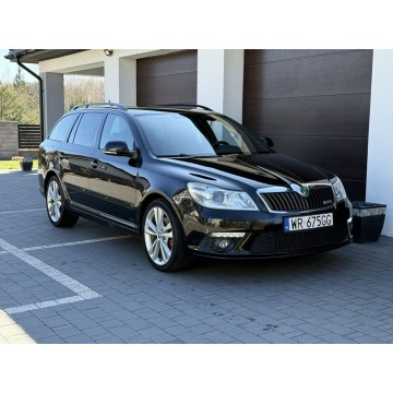 Skoda Octavia 2011,  2.0 benzyna - Na sprzedaż za 29 700 zł - Radom - zdjęcie 11