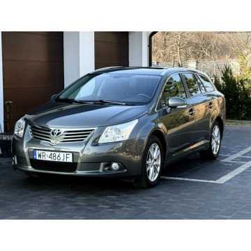 Toyota Avensis - 2.0B 152KM Navi Kamera Cofania  Dobry Stan