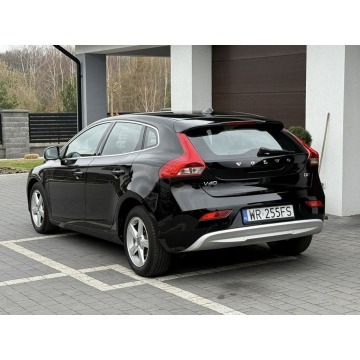 Volvo V40  Liftback 2015,  2.0 diesel - Na sprzedaż za 35 900 zł - Radom - zdjęcie 5