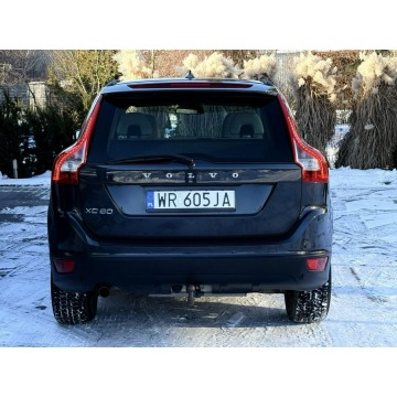 Volvo   SUV 2011,  2.0 diesel - Na sprzedaż za 39 900 zł - Radom - zdjęcie 6