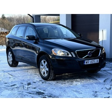 Volvo   SUV 2011,  2.0 diesel - Na sprzedaż za 39 900 zł - Radom - zdjęcie 11